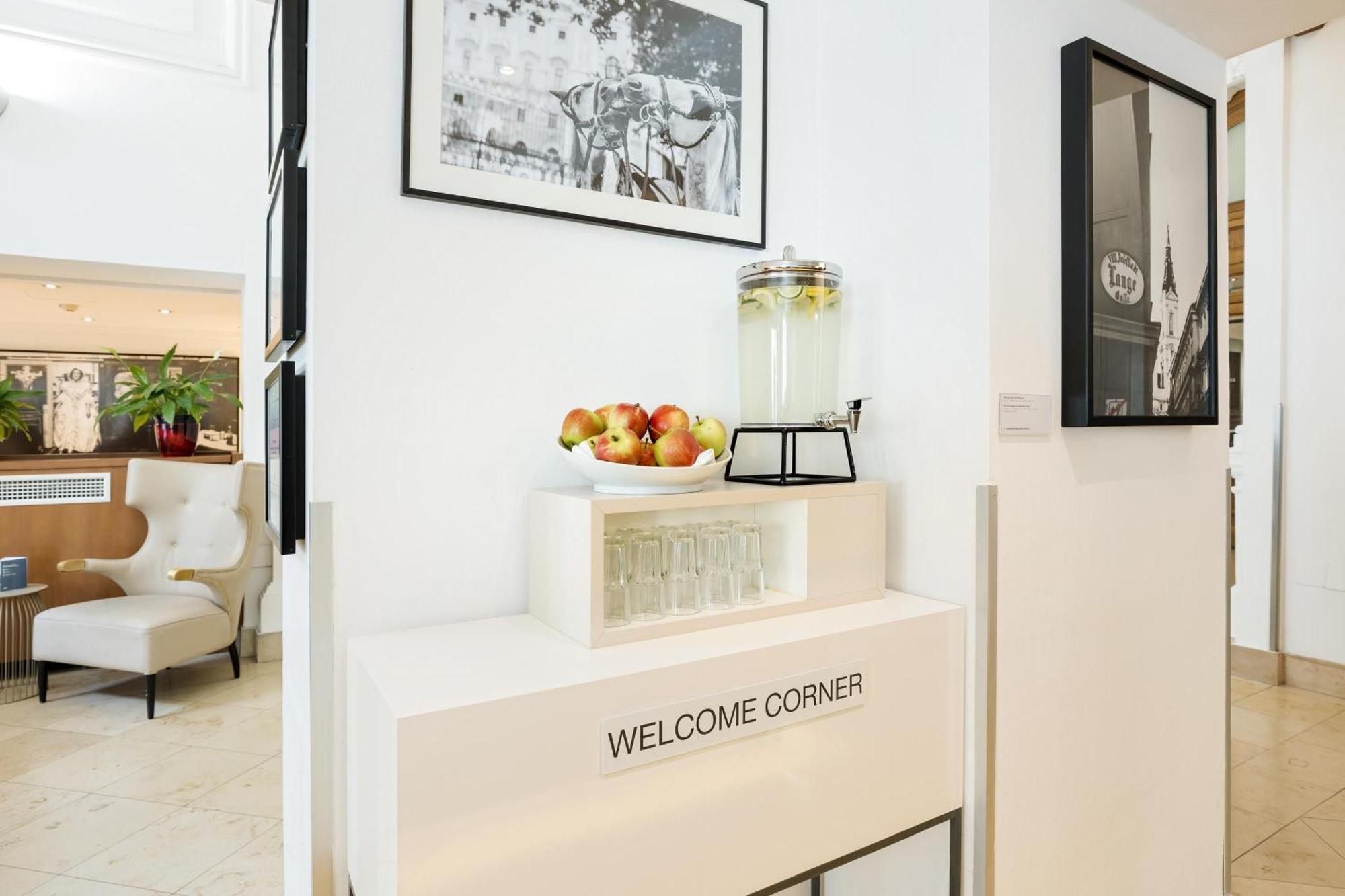 Hotel Austria Trend Rathauspark 4*